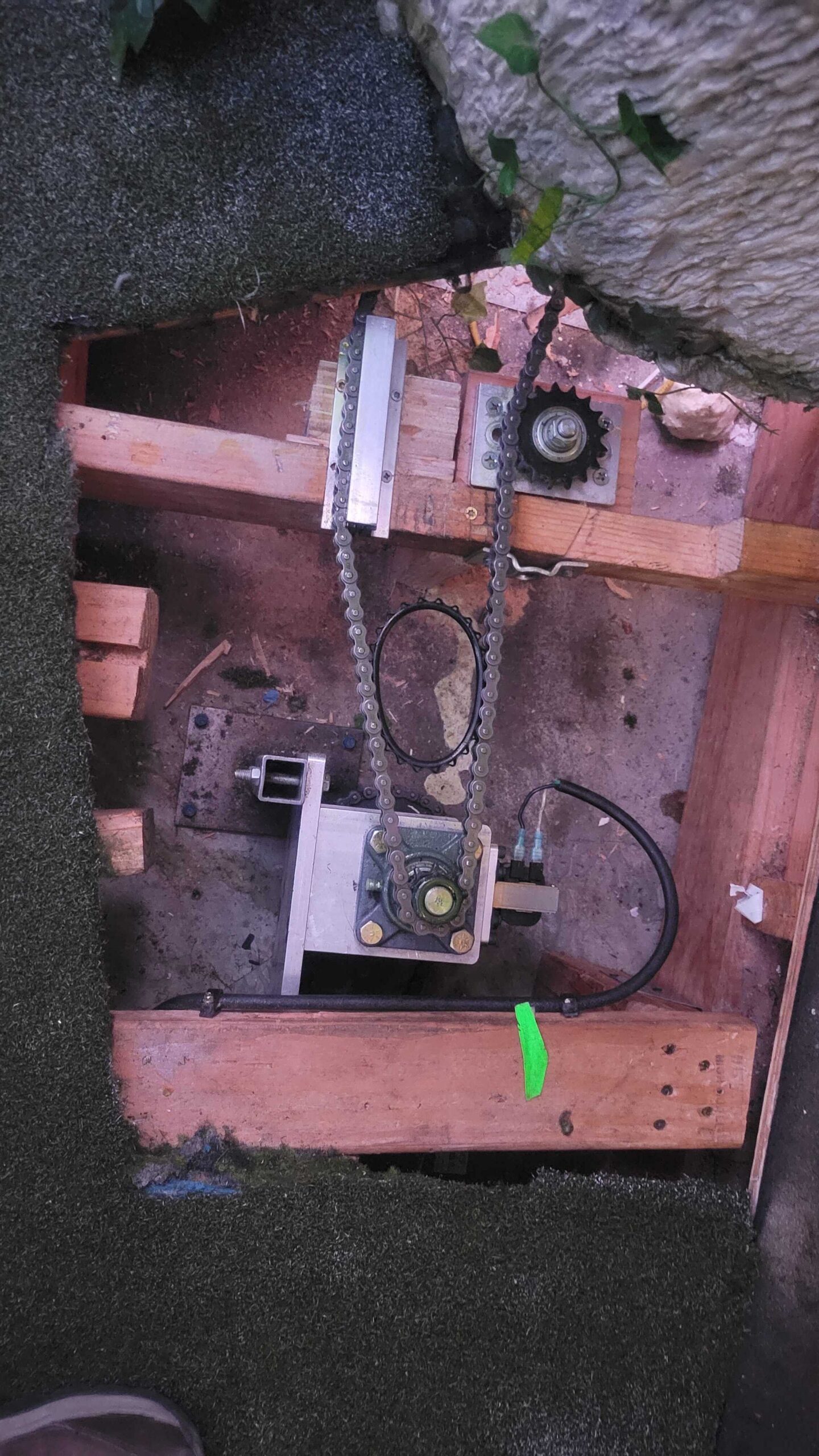 Three-phase motor and chain drivetrain